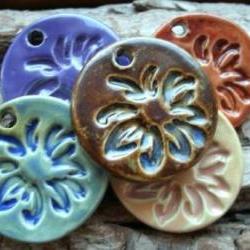 Flower pendant